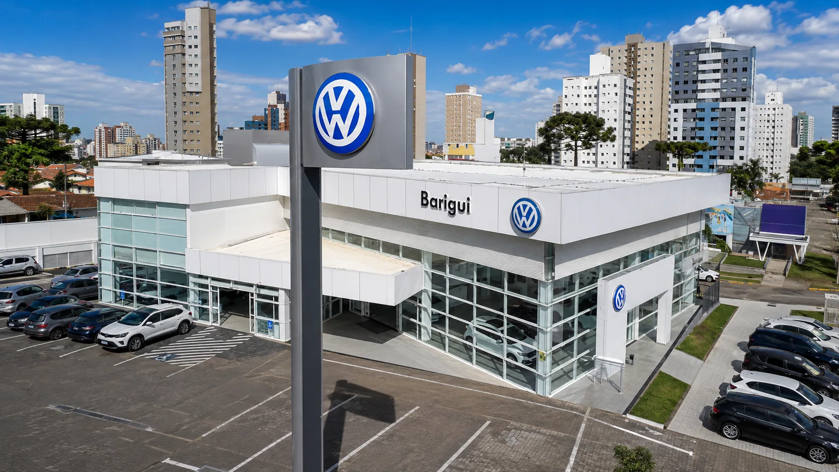Fachada da VW Barigüi Cabral, vista do alto